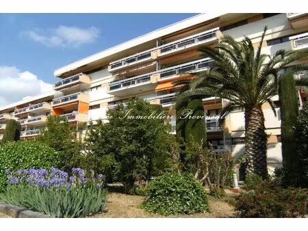 location appartement 3 pièces 84m² ste maxime 83120