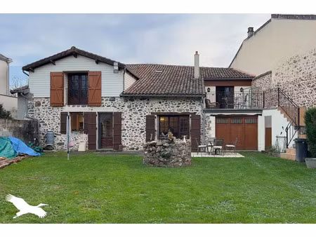 vente maison 5 pièces 239 m² confolens (16500)