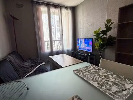 t2 meublé avec balcon – idéal étudiant – à deux pas de l’université