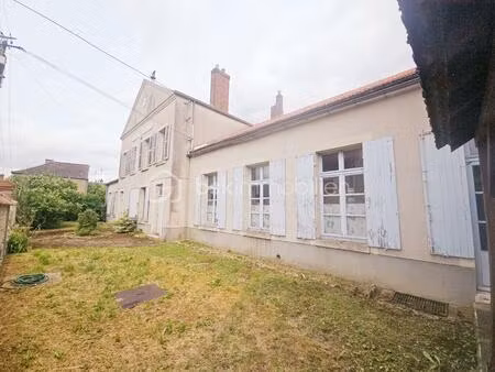 maison de 400 50 m² à boesses
