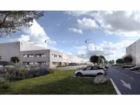 location entrepôt 35 640 m²