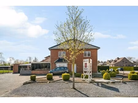 huis te koop in oudsbergen met 4 slaapkamers