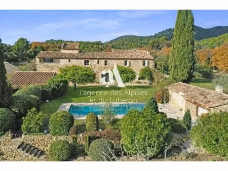 exclusivité-proche de lourmarin -mas de prestige vues panoramiques