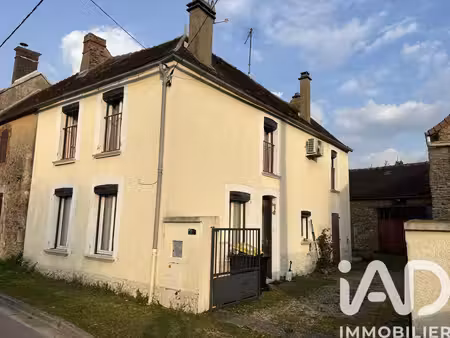 maison à carisey (89360)
