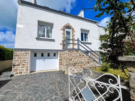 vente maison 8 pièces 124 m² à ploudalmézeau (29830)  281 430 €