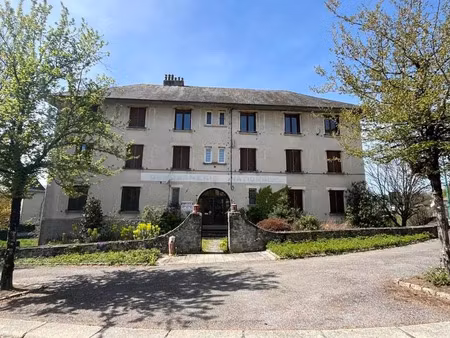 vente maison 19 pièces 456 m² à latronquière (46210)  286 740 €