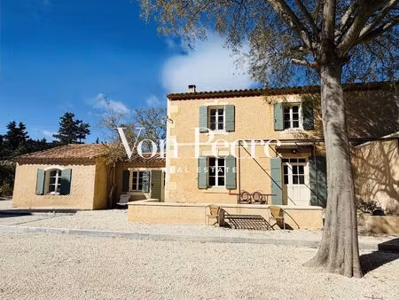 maison à vendre à paradou à proximité des alpilles