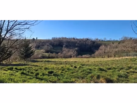 a saisir – terrain constructible 857 m² – geruge près de lons-le-saulnier