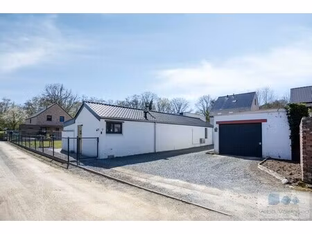 huis te koop in baal met 2 slaapkamers