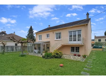 vente maison 5 pièces 114 m² à reze (44400)  349 900 €