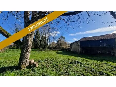 terrain à batir de 530 m2 à st macaire