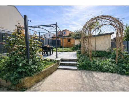 vente maison 4 pièces  70.00m²  nanterre