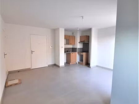 location appartement 2 pièces 37m² melun 77000