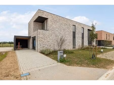 huis te koop in viersel met 4 slaapkamers