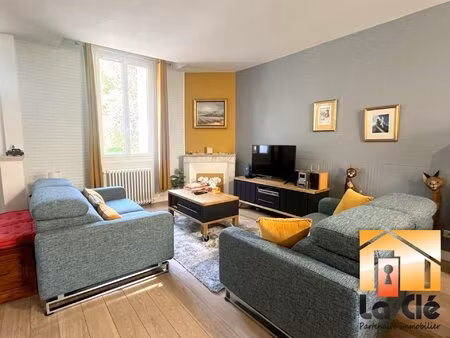 vente maison de ville 3ch  cour et garage - agen quartier jayan