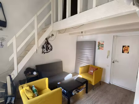 location appartement 2 pièces 35m2 marseille 5eme (13005) - 696 € - surface privée
