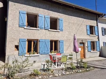 maison à vendre de 150m² sur la commune de st jean de moirans