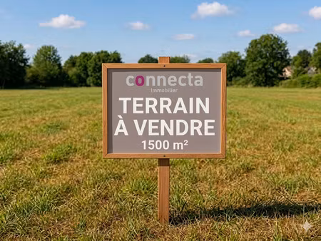 rare ! terrain constructible 1500 m2 - francueil - secteur c