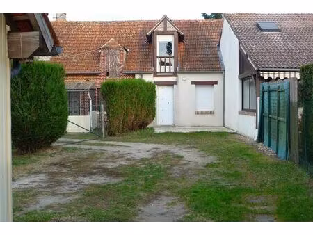 location maison 3 pièces  47.57m²  saint