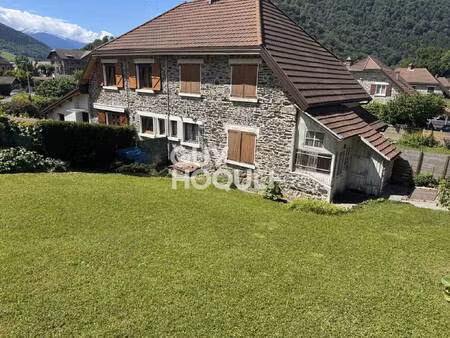 charmant appartement 3 pièces à vendre à ugine - rare sur le marché !