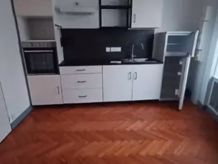 location appartement 2 pièces 37 m² à lesparre-médoc (33340)