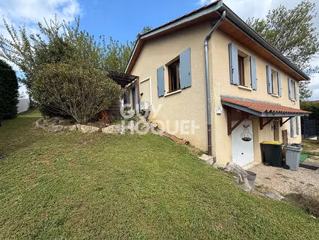 maison individuelle vernaison t5 avec jardin.