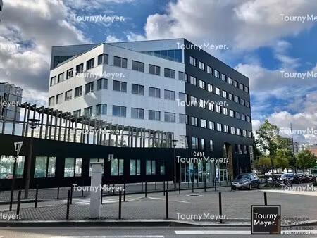 location bureaux 361 m² à 2 334 m²