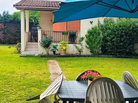 spacieuse maison rénovée à riscle  240 m²