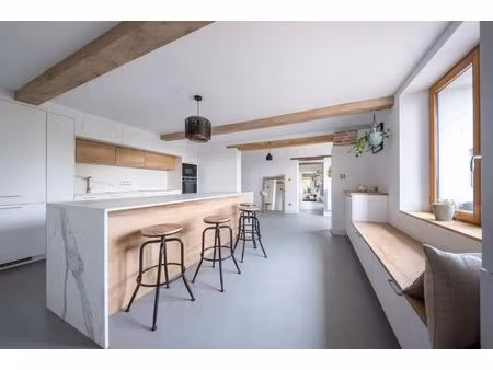 maison de 6 pièces de 202 m² située à montgaillard