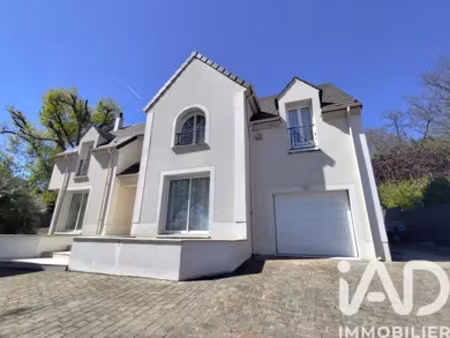 maison traditionnelle à la ville-du-bois (91620)