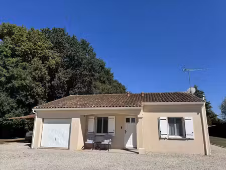 pavillon récent aux portes de jarnac