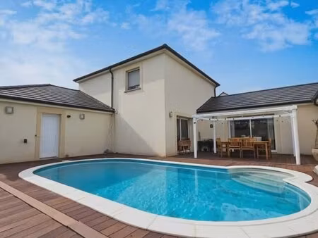 en vente maison 206 m² – 675 000 € |gandrange