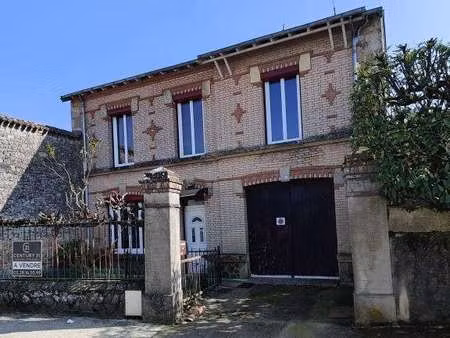vente maison aux velluire-sur-vendée (85770) : à vendre / 120m² les velluire-sur-vendée