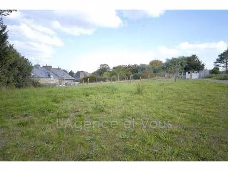 vente terrain à châteauneuf-d'ille-et-vilaine (35430) : à vendre / 899m² châteauneuf-d'ill