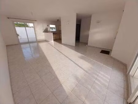 location maison à thouaré-sur-loire (44470) : à louer / 81m² thouaré-sur-loire