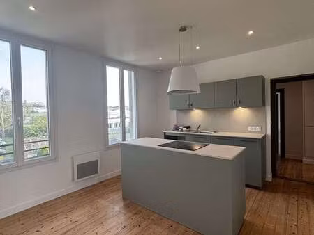 location appartement 4 pièces à quimper (29000) : à louer 4 pièces / 85m² quimper