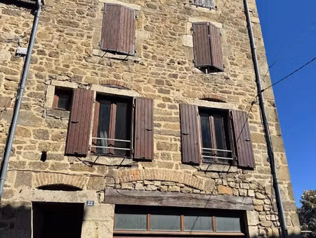 location maison 6 pièces 90 m² à pélussin (42410)