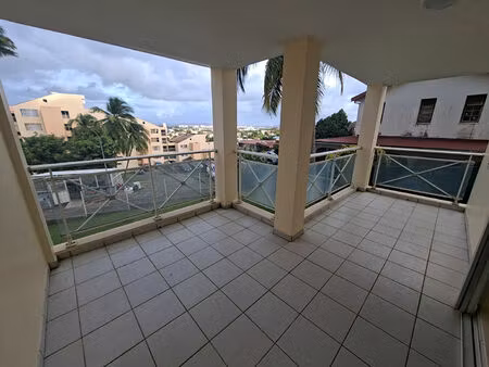 vente appartement 3 pièces  60.72m²  fort