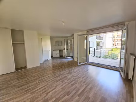 vente appartement 3 pièces 70 m² guyancourt (78280)