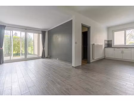vente appartement 5 pièces 92 m² montigny-le-bretonneux (78180)