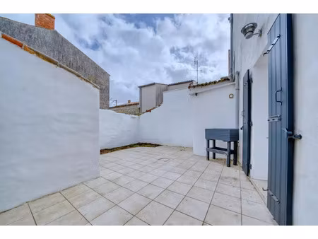 vente maison 6 pièces 136 m² bourcefranc-le-chapus (17560)