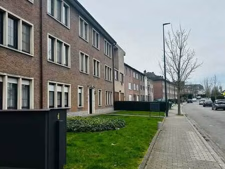 à vendre – bel appartement 2 chambres avec garage