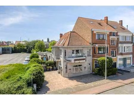 handelspand met woonst op strategische locatie te brugge