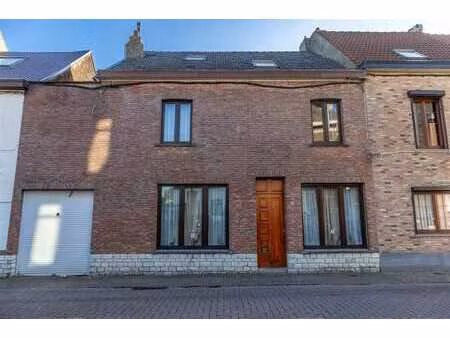 sous compromis! spacieuse maison familiale avec atelier indé