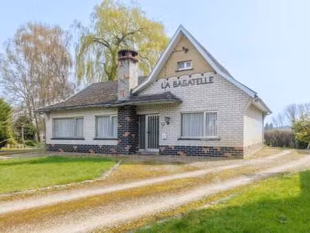 vente biddit bungalow 4 façades avec garage et jardin