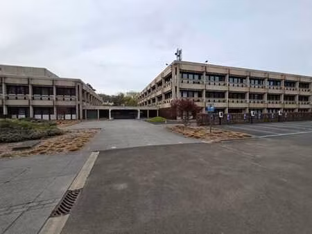 300 m² de bureaux idéalement situés