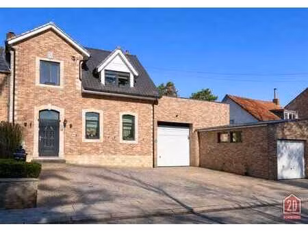 bonnivers - 2d : maison 5 chambres (1ch. et sdd au rez) / at