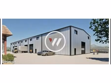 local d'activité 1 047 m²