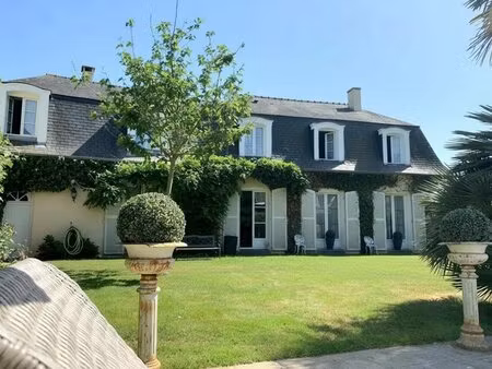 maison familiale au cœur du golf cicé blossac