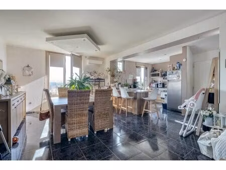 maison 8 pièces avec jardin à gonfreville-l'orcher